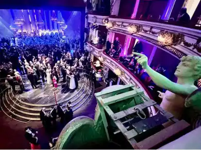Der Oldenburger Opernball  im Staatstheater erfreut sich gro&szlig;er Beliebtheit.