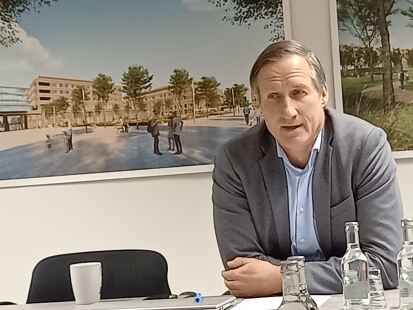 „Die Zentralklinik ist alternativlos“: Dirk Balster, Geschäftsführer der Kliniken in Emden, Aurich und Norden.