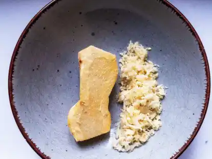 Galgant ist eine Wurzel, die man &auml;hnlich wie Ingwer in asiatischen Gerichten verwenden kann.