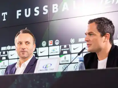 Wollen mit Wolfsburg ins europ&auml;ische Gesch&auml;ft: Sportdirketor Sebastian Schindzielorz (l) und Sport-Gesch&auml;ftsf&uuml;hrer Marcel Sch&auml;fer.