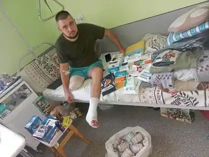 Bei einem ihrer letzten Hilfstransporte hat Renate Brunken auch Hilfsg&uuml;ter in ein Krankenhaus gebracht. Dabei traf sie unter anderem auf den verwundeten Vitaly. Der Soldat ist Pionier, er sucht und identifiziert Minen, Sprengfallen und Munition. Als bei einem Einsatz eine  Mine vor ihm explodierte, verlor er ein Bein und eine Ferse.