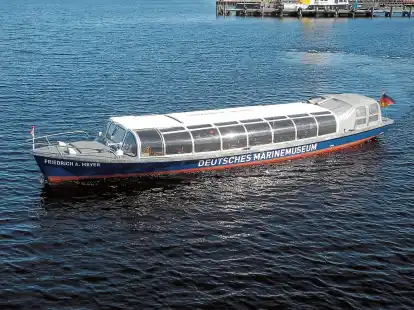 Die Hafenbarkasse &bdquo;Friedrich A. Meyer&ldquo; des Deutschen Marinemuseums darf seit der Saison 2021 nicht mehr fahren. Jetzt zeichnet sich eine L&ouml;sung f&uuml;r den weiteren Betrieb ab.