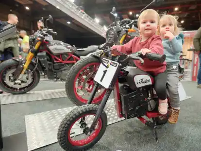 Die Motorradmesse stie&szlig; am Samstag und Sonntag nach zwei Jahren Pause auf gro&szlig;es Interesse &ndash; und auch die Kleinsten waren begeistert.