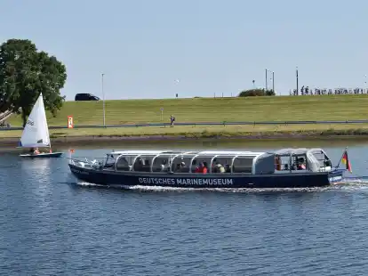 Touristenliebling und ein St&uuml;ck Wilhelmshaven: Bekommt die kleine Hafenbarkasse bald wieder die Erlaubnis, durch den Hafen zu schippern.