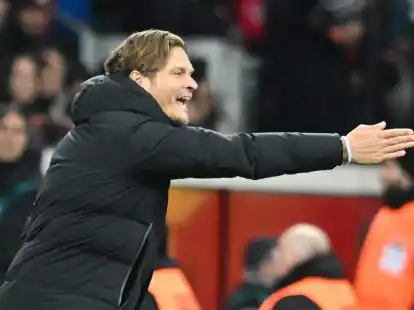 Ist mit Dortmund in Bochum gefordert: BVB-Coach Edin Terzic.