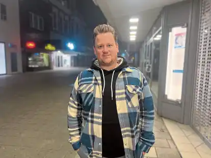 Andreas Pirmann k&uuml;ndigte Job und Wohnung und erf&uuml;llt sich seinen Lebenstraum, als erfolgreicher Pokerspieler durchzustarten.