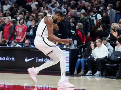 Basketball-Star Kevin Durant wechselt zu den Phoenix Suns.