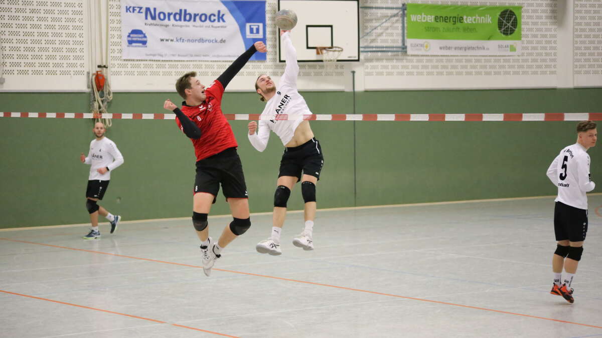 FaustballBundesliga Brettorf gewinnt Derby, Moslesfehn und Ahlhorn