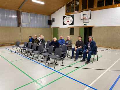 Jader Ratssitzung in der Mehrzweckhalle Mentzhausen