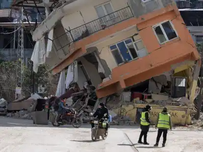 Die Hoffnung, nach dem verheerenden Erdbeben in der T&uuml;rkei und Syrien weitere &Uuml;berlebende in den Tr&uuml;mmern zu finden, ist mittlerweile gering.