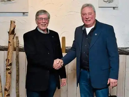 Mitbegr&uuml;nder Friedrich von C&ouml;lln (links) wurde von Heiko M&uuml;ller zum Ehrenmitglied ernannt.