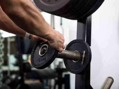 Fitnessstudios d&uuml;rfen ihre Mitgliedsbeitr&auml;ge f&uuml;r Bestandskunden nicht ohne weiteres erh&ouml;hen.