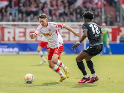 Jahn Regensburg und Hannover 96 trennten sich 1:1.