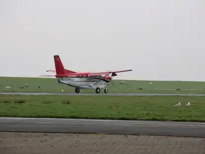 Vorwiegend Sportmaschinen wie diese hier und Helikopter sind auf dem Jade-Weser-Airport zuhause.