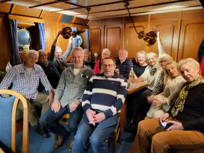 Trafen sich zum dritten Mal zum Gr&uuml;nkohl-Essen: Schulabg&auml;nger von 1968 von der Schule Larrelt.