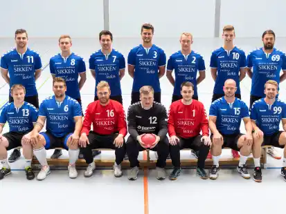 Wollen diszipliniert ihre Hausaufgaben machen: die Männer der Handballspielgemeinschaft Emden.