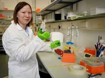 Die an dem Gen-Defekt &laquo;FOP&raquo; erkrankte Nadine Gro&szlig;mann ist Mitglied des Vorstands des Vereins Loudrare und Biochemikerin der Freien Universit&auml;t Berlin.