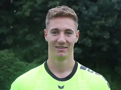 Hielt in Kiel einen Elfmeter, konnte die Jeddeloher Niederlage aber auch nicht verhindern: Torh&uuml;ter Marcel Bergmann.