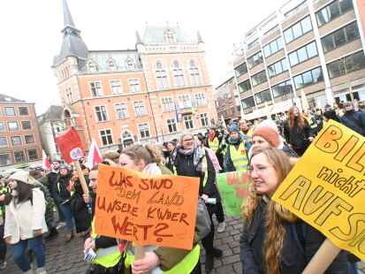 Verdi-Demonstration in Oldenburg