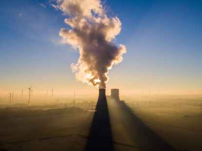 Das Steinkohlekraftwerk Mehrum war im Sommer 2022 das erste Kraftwerk in Deutschland, das nach der neuen Verordnung wieder an den Markt zur&uuml;ckkehrte.