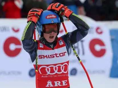 Geschafft: Mikaela Shiffrin feiert ihren 86. Weltcup-Sieg.
