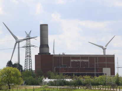 Das Druckluftspeicherkraftwerk in Huntorf soll so umgebaut werden, damit dort in Zukunft Wasserstoff produziert werden kann. Dafür muss der Flächennutzungsplan geändert werden.