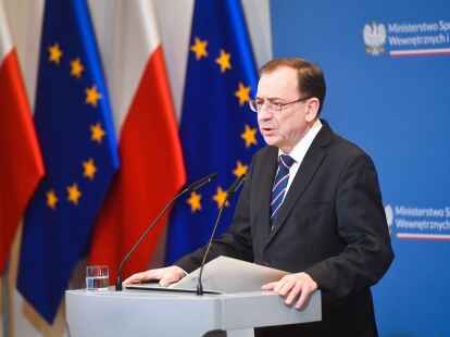 Polens Innenminister Mariusz Kaminski berichtet von der Zerschlagung eines mutma&szlig;lichen russichen Spionagerings.