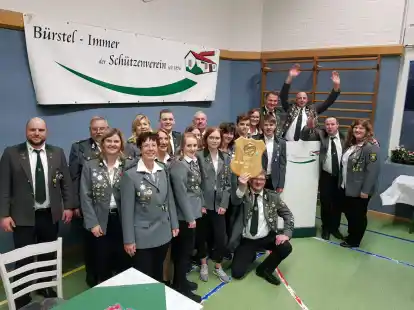 Auch in diesem Jahr soll nach dem Dorfgemeinschaftsschie&szlig;en des Sch&uuml;tzenvereins B&uuml;rstel-Immer wieder gejubelt werden.