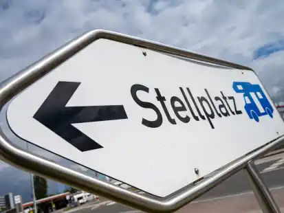 Der Landkreis Leer hatte die idee, dass landwirtschaftliche Betriebe &ndash; insofern gewollt &ndash; bis zu drei Wohnmobilstellpl&auml;tze anbieten k&ouml;nnen, um dem Tourismus unter die Arme zu greifen. Doch wie wird der Vorschlag angenommen?