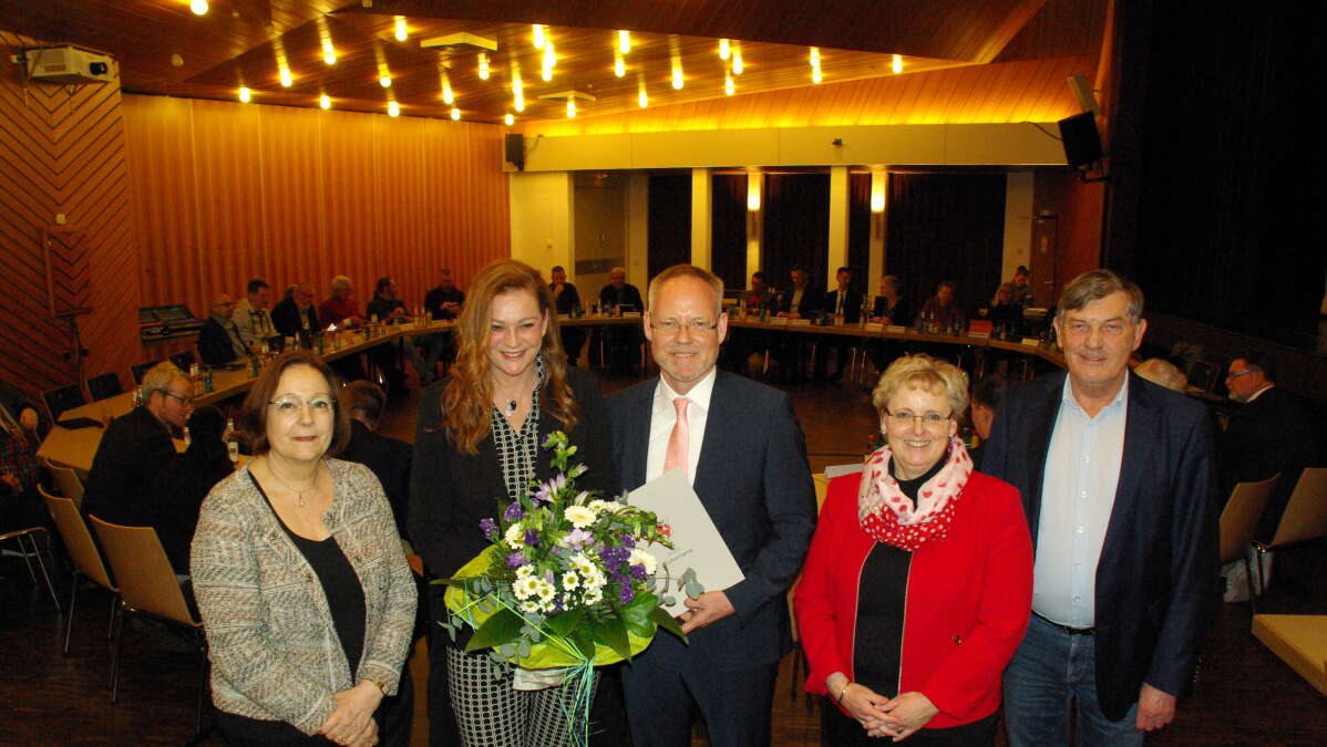 Schortens Karsten Hage einstimmig zum neuen Stadtrat gewählt