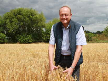 Bauernverbandspräsident Joachim Rukwied hofft auf ein erfolgreiches Spargeljahr.
