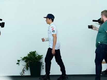 Marc Marquez hat sich bei einem Unfall an der Hand verletzt.