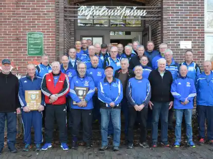 Die Sieger bei der Siegerehrung.