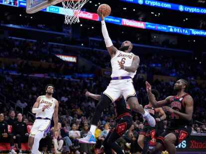 Lakers-Superstar LeBron James feierte gegen die  Chicago Bulls ein gelungenes Comeback.