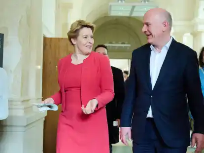 Berlins Regierende B&uuml;rgermeisterin Franziska Giffey (SPD) und CDU-Landeschef Kai Wegner im Berliner Abgeordnetenhaus.