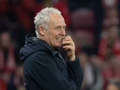 Freiburgs Trainer Christian Streich freut sich auf das DFB-Pokal-Viertelfinale in M&uuml;nchen.