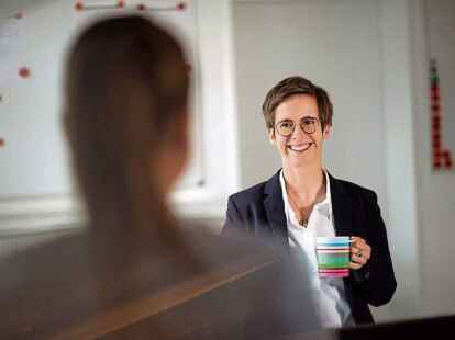 Hannah Stebel ist Standortkoordinatorin der Berufsfachschule  Logop&auml;die gGmbH, deren Tr&auml;ger die AWO Weser-Ems und das Evangelische Krankenhaus Oldenburg sind.