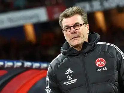 N&uuml;rnbergs Trainer Dieter Hecking trifft mit seinem Team im Viertelfinale des DFB-Pokals auf den VfB Stuttgart.