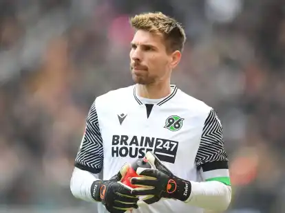 Bleibt ein weiteres Jahr bei Hannover 96: Torwart Ron-Robert Zieler.