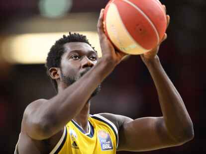 Zeigte beim Sieg gegen W&uuml;rzburg eine starke Leistung: Albas Christ Koumadje.