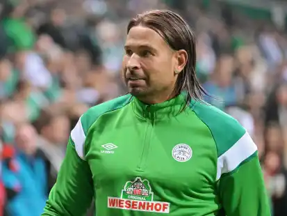 Umstrittener Ex-Werder-Spieler: Tim Wiese, hier beim Abschiedsspiel für Claudio Pizarro am 24. September 2022 im Weserstadion.