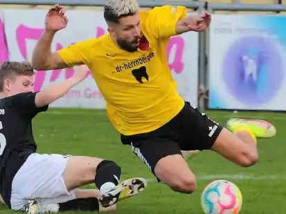 David Jahdadic und der SVW verlieren beim SV Bad Rothenfelde mit 0:2 Toren.