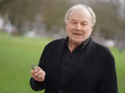 Schauspieler Klaus Maria Brandauer geht auf Lesereise.