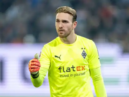 Torwart Tobias Sippel bleibt bis 2024 in M&ouml;nchengladbach.