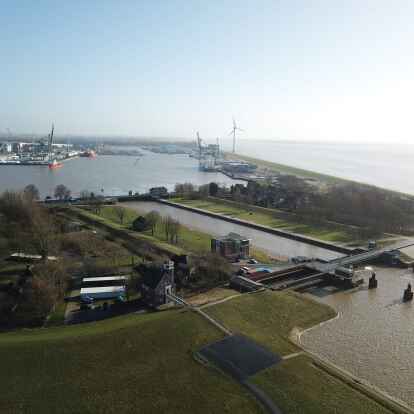 2500 Schleusungen im Jahr: die Gro&szlig;e Seeschleuse.