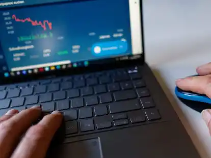 Das Tippen auf dem Keyboard und das Bewegen einer Maus kann einer Schweizer Studie zufolge besser anzeigen, wie gestresst der Mensch sich f&uuml;hlt, als die sonst f&uuml;r Stressnachweise gemessene Herzfrequenz.