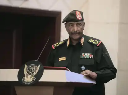 Sein Land versinkt derzeit in Chaos:&nbsp;der sudanesische Machthaber General Abdel Fattah al-Burhan. Archivbild
