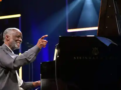 Ahmad Jamal ist tot. Der Jazz-Pianist starb im Alter von 92 Jahren.