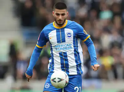 Deniz Undav spielt seit dieser Saison für Brighton and Hove Albion in der Premier League.