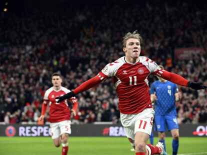 Der FC Bayern soll an Rasmus H&ouml;jlund haben.